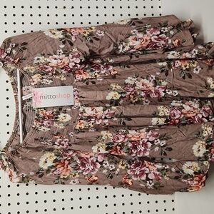 Mittoshop smocked top women's size medium NWT